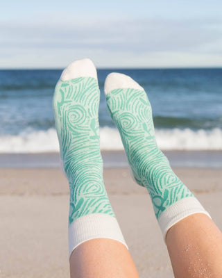 Sea Turtle Men's + Women's Organic Socks