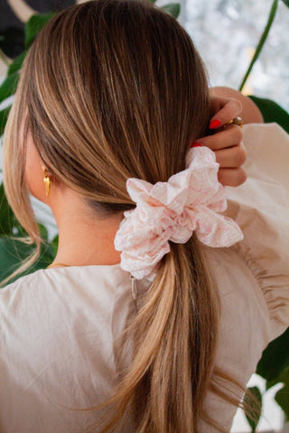 Sweet & Simple Gingham Scrunchie