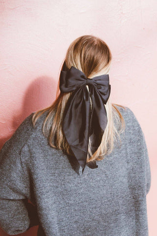 Kayla Bow Clip: Black