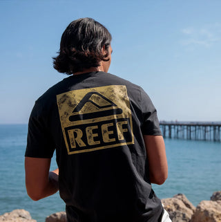 Reef Men's Wellie Short Sleeve Tee-Caviar
