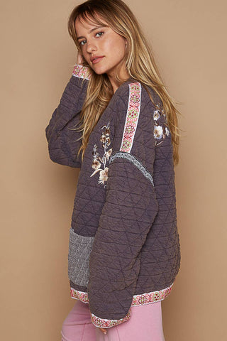 Embroidery Quilted Knit Jacket: ANTIQUE NAVY