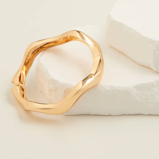 Cuff Bracelet Lumi Wave Sculpted Hinged Design: Gold