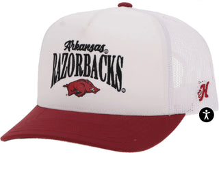 "UNIVERSITY OF ARKANSAS" HAT CRIMSON & WHITE W/ RAZORBACKS LOGO