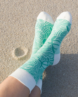 Sea Turtle Men's + Women's Organic Socks