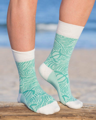 Sea Turtle Men's + Women's Organic Socks