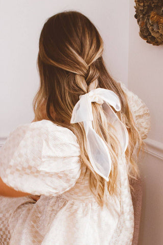 XOXO Cream Long Bow Scrunchie