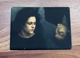 Bella Drowning Magnet