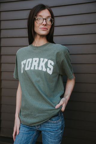 Forks Distressed Comfort Colors Tee