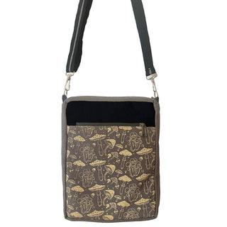 Crossbody Bag Mushrooms: Gray