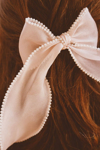 Pearl Long Bow Clip: Cream