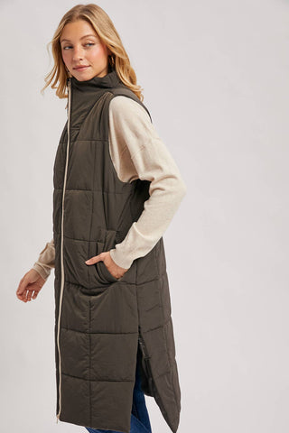 QUILTED LONGLINE PUFFER VEST: ASH