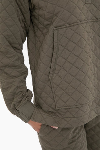 Cozy Quilted Jersey Pullover- MonoB