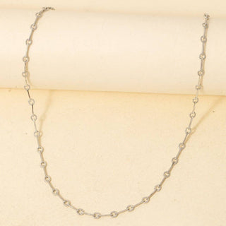 Dainty Repeating Bar Chain Necklace: Silver