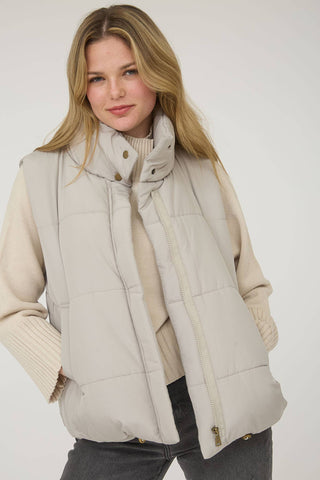 SOLID ZIP UP PUFFER VEST: BURGUNDY