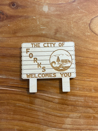 City of Forks Welcomes You Wooden Magnet