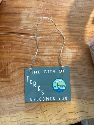 City of Forks Welcomes You Ornament